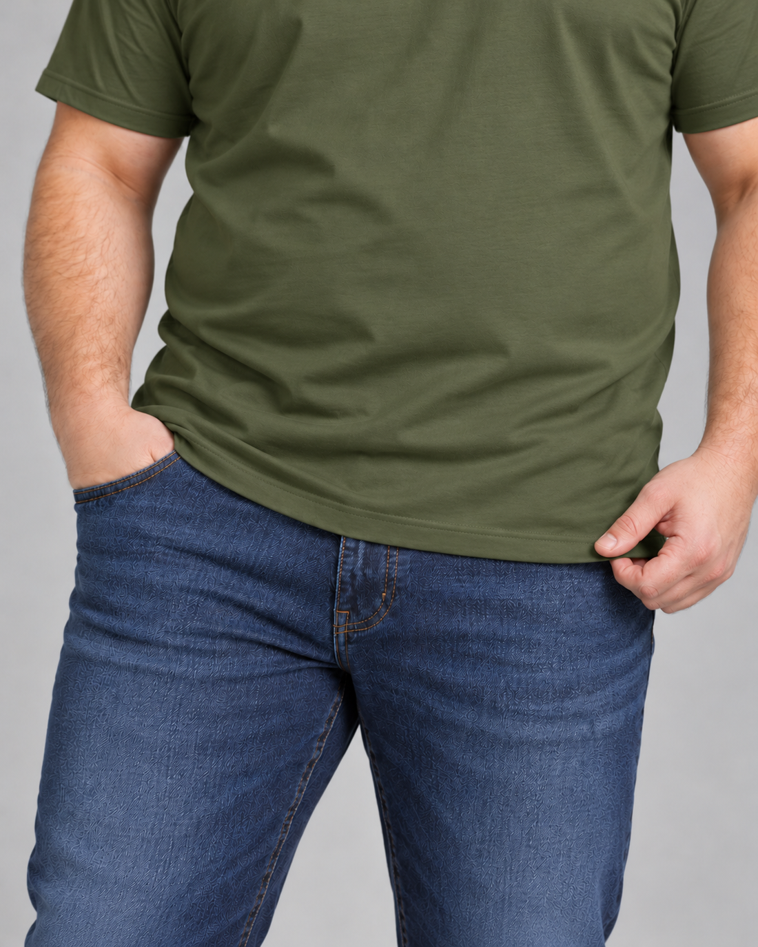 Camiseta Básica Plus Size 100% Algodão - Verde Militar