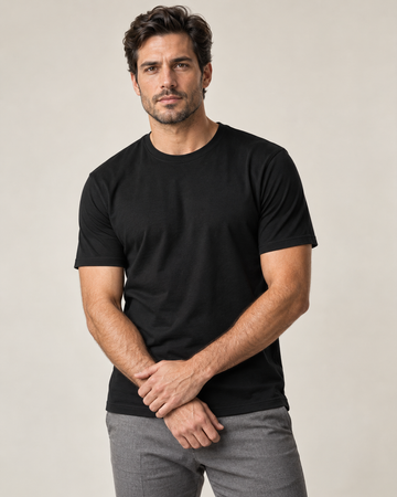 Camiseta Básica 100% algodão Fio 30.1 - Preto